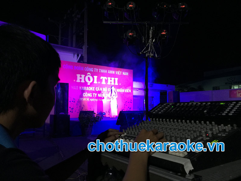 Cho thuê dàn karaoke phục vụ Hội thi chung kết giọng hát karaoke công ty AMW